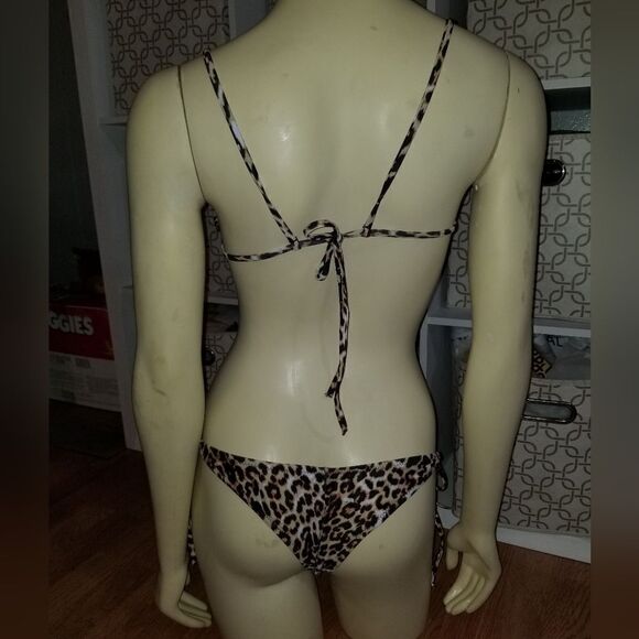 Small bikini nwot - Picture 4 of 10